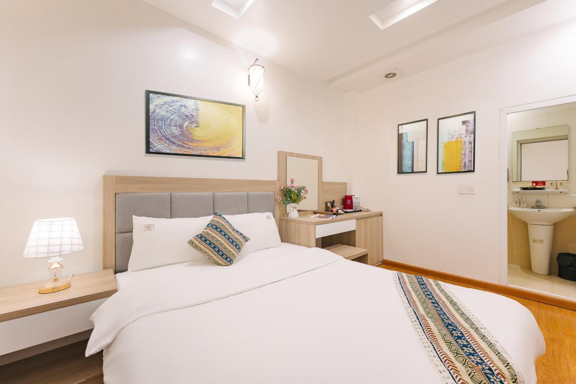 The Ky Moi Hotel And Spa - Ha Noi Center- Near Vincom Ba Trieu 하노이 외부 사진