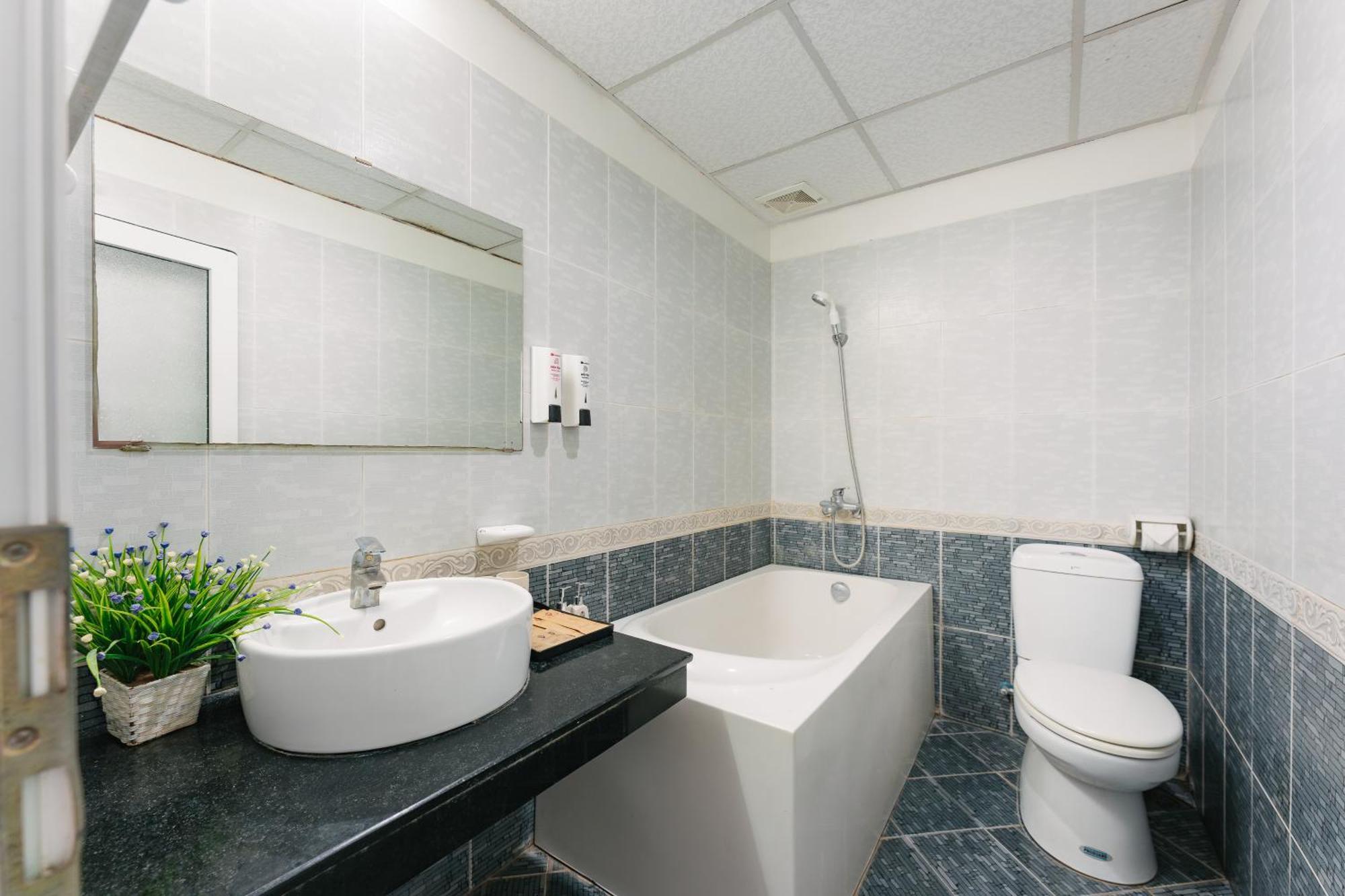 The Ky Moi Hotel And Spa - Ha Noi Center- Near Vincom Ba Trieu 하노이 외부 사진